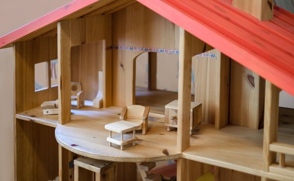 Doll House Assembly in Woodinville